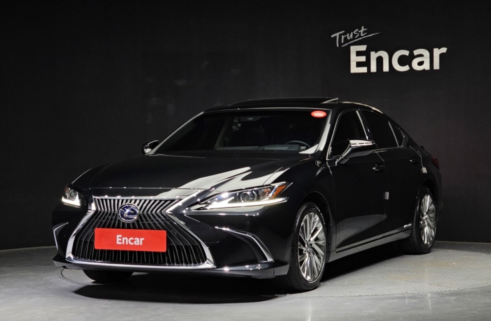 Lexus ES300h 7th generation