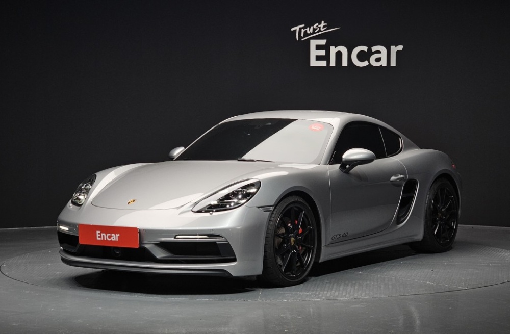 Porsche 718 Cayman