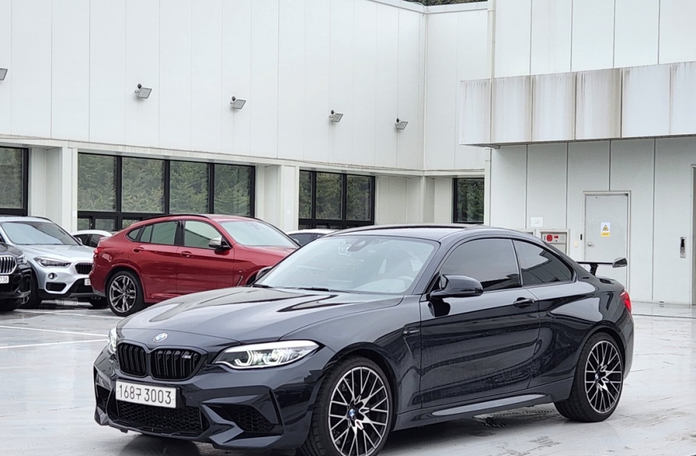 BMW M2 (F87)