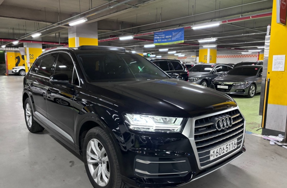 Audi Q7 (4M)