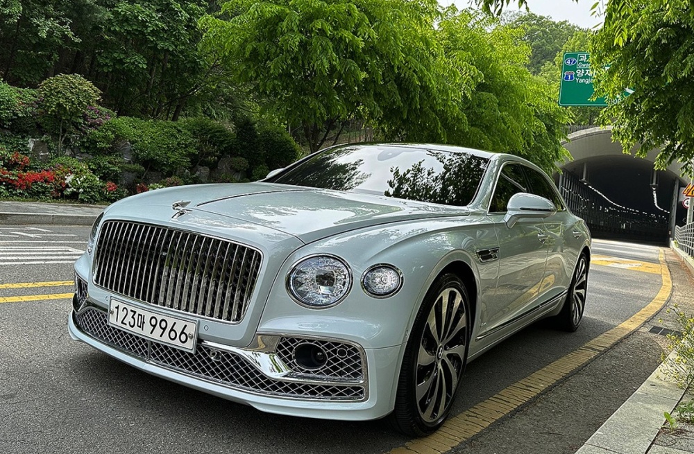 Bentley Flying Spur 3rd generation