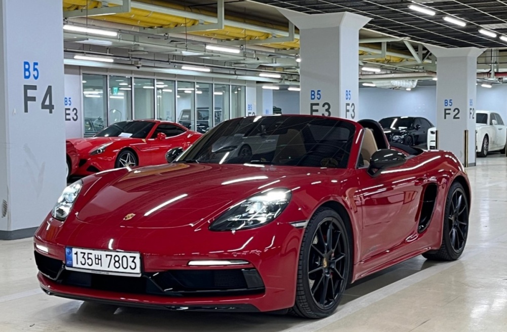 Porsche 718 boxster