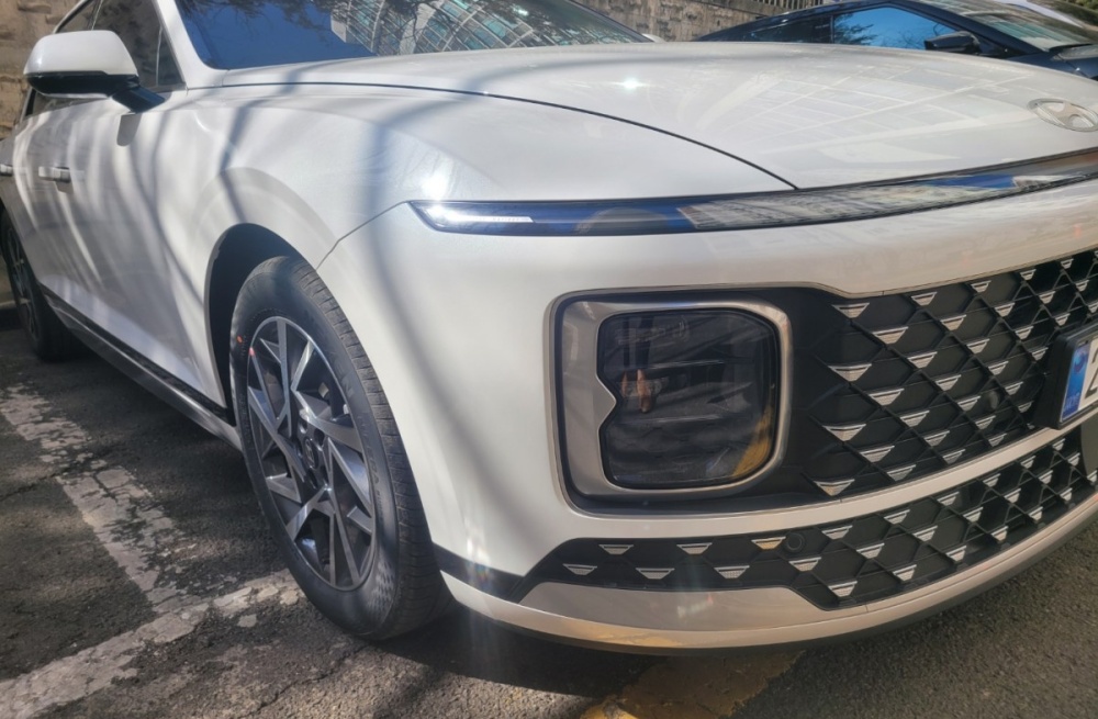 Hyundai Grandeur (GN7)