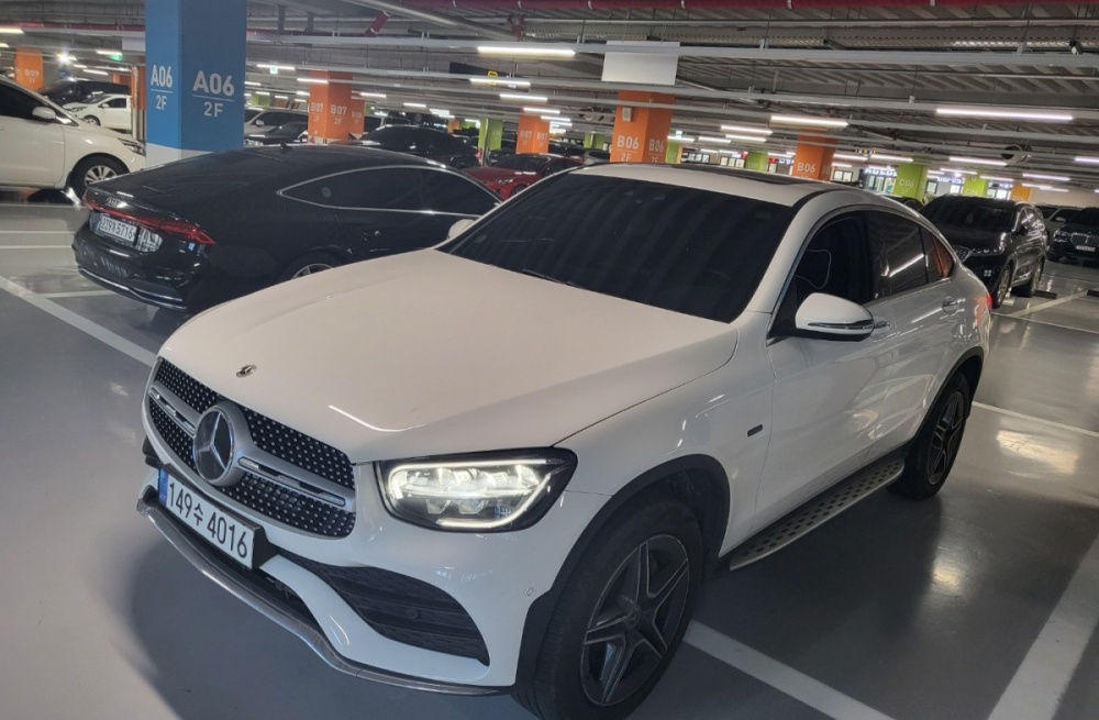 Mercedes-Benz GLC-Class X253