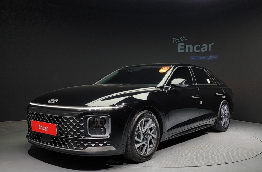 Hyundai Grandeur (GN7)