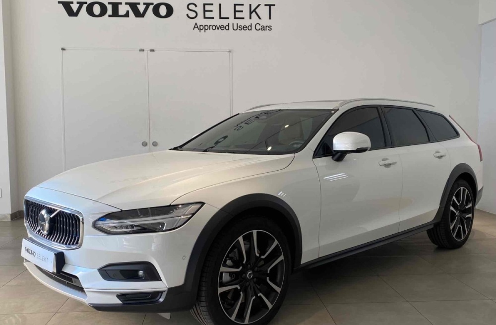 Volvo V90 Cross Country