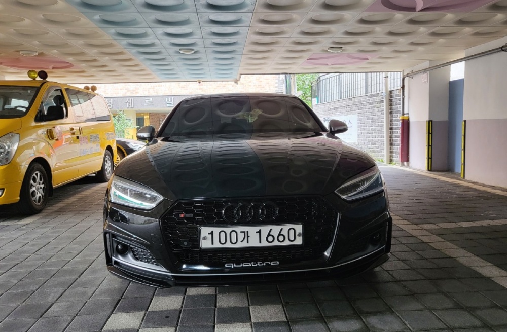 Audi A5 (F5)