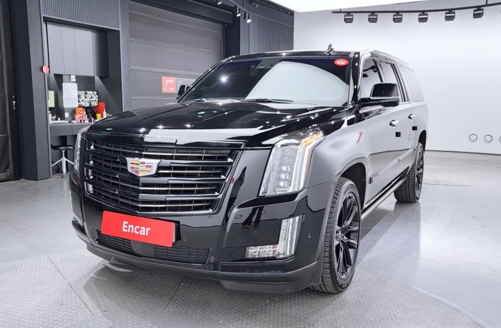 Cadillac escalade