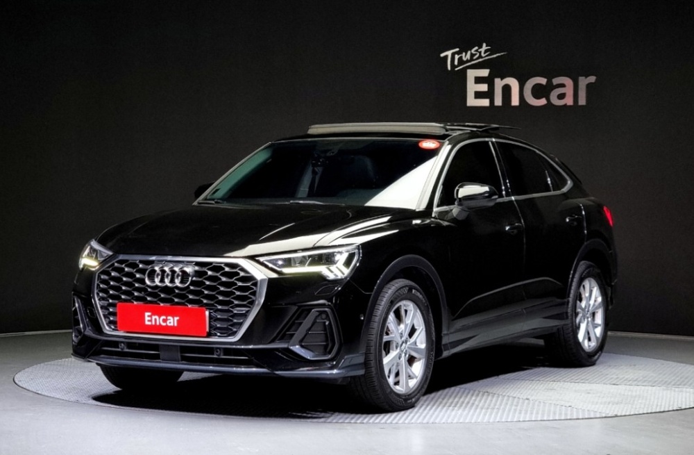 Audi Q3 (F3)