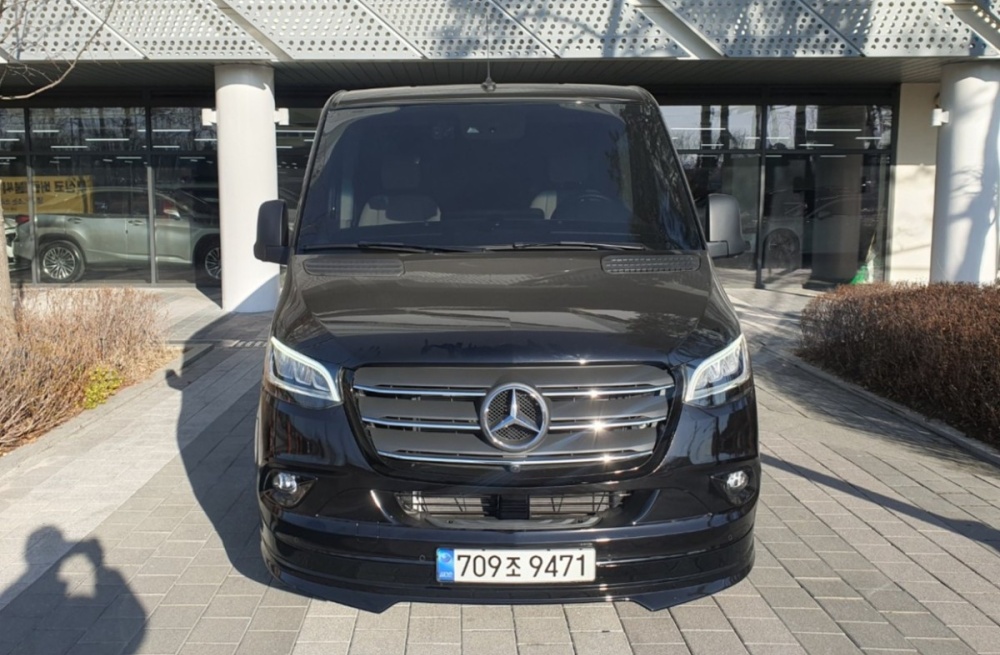 Mercedes-Benz sprinter