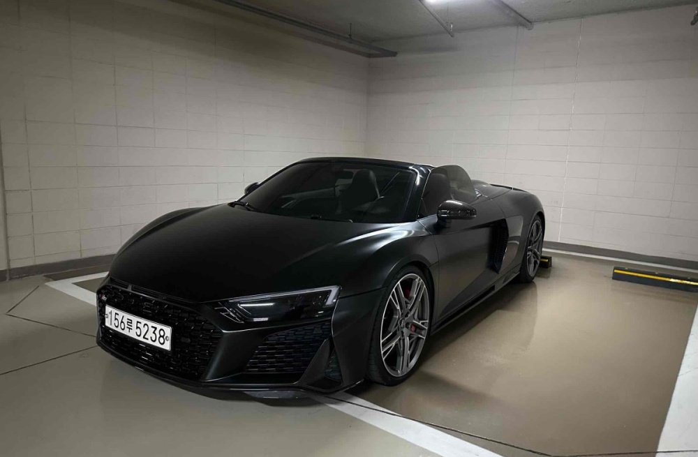 Audi R8 (4S)