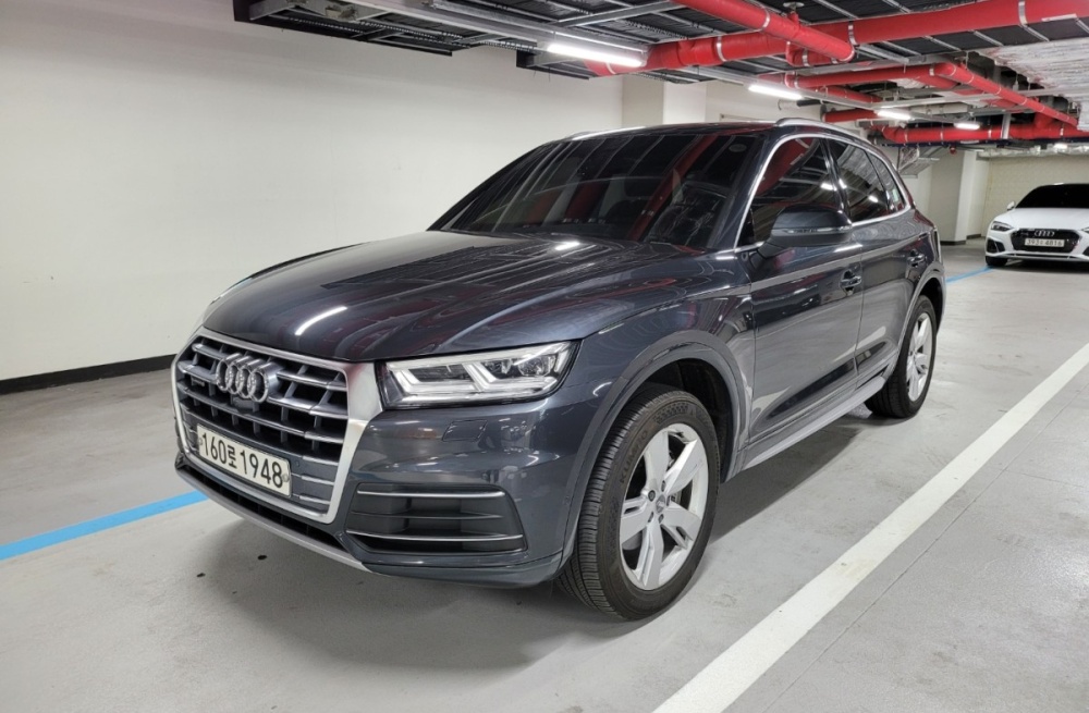 Audi Q5 (FY)