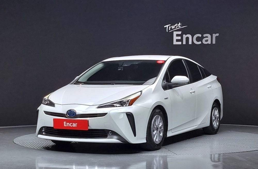 Toyota Prius 4th generation