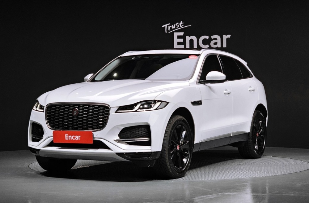 Jaguar F-PACE