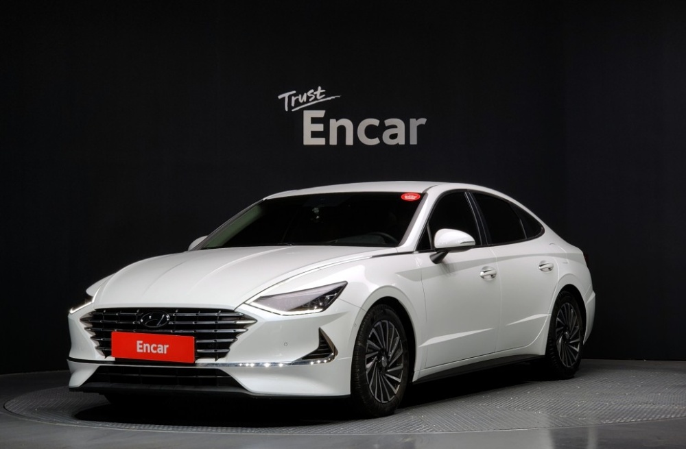 Hyundai Sonata Hybrid (DN8)
