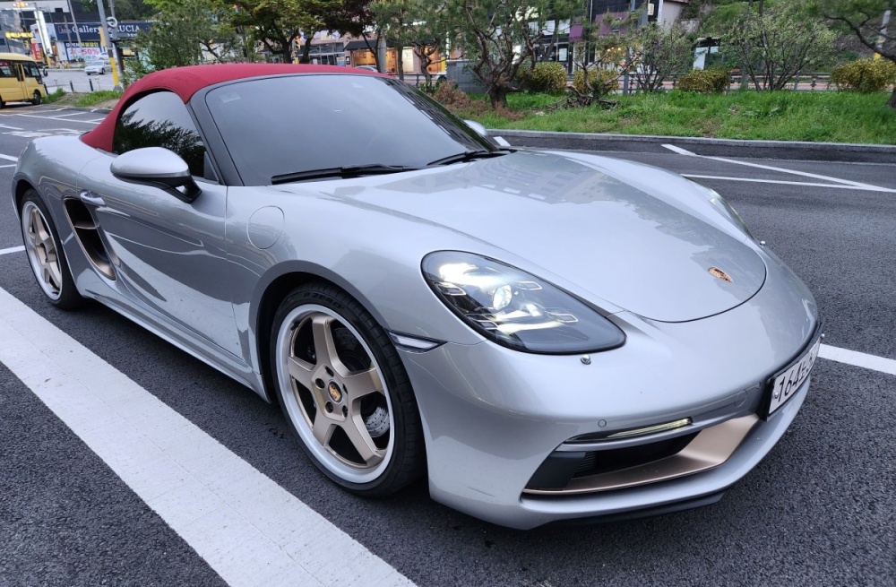 Porsche 718 boxster