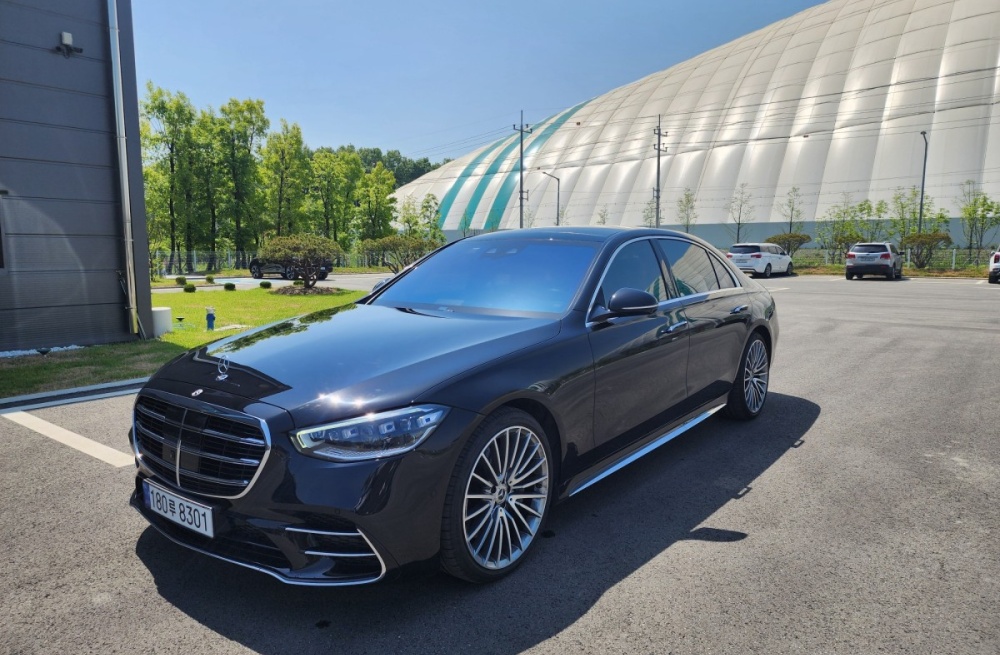 Mercedes-Benz S-Class W223