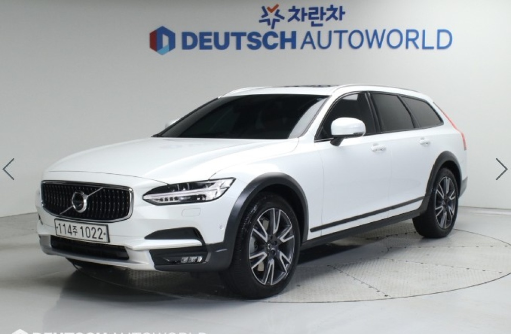 Volvo V90 Cross Country