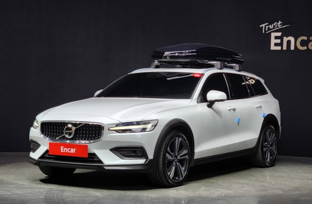 Volvo V60 Cross Country 2nd Generation