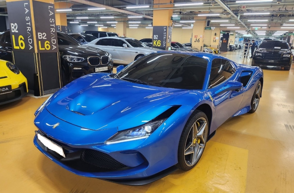 Ferrari F8 Spider