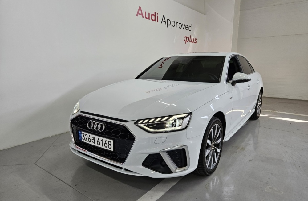 Audi A4 (B9)