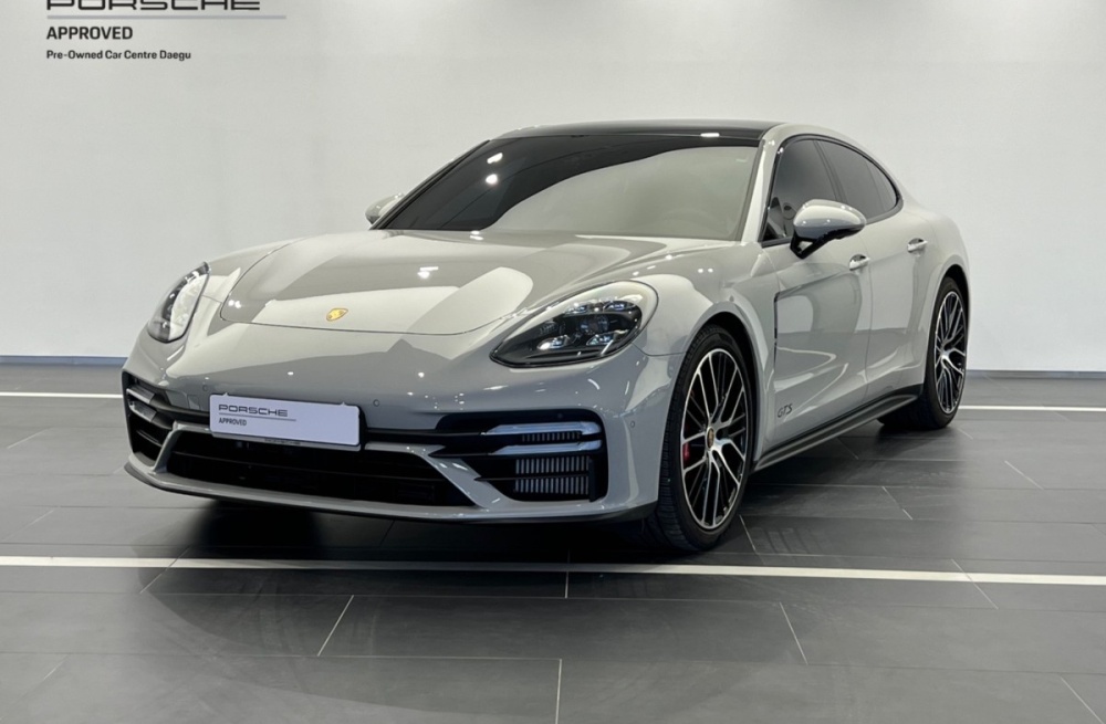 Porsche Panamera (971)