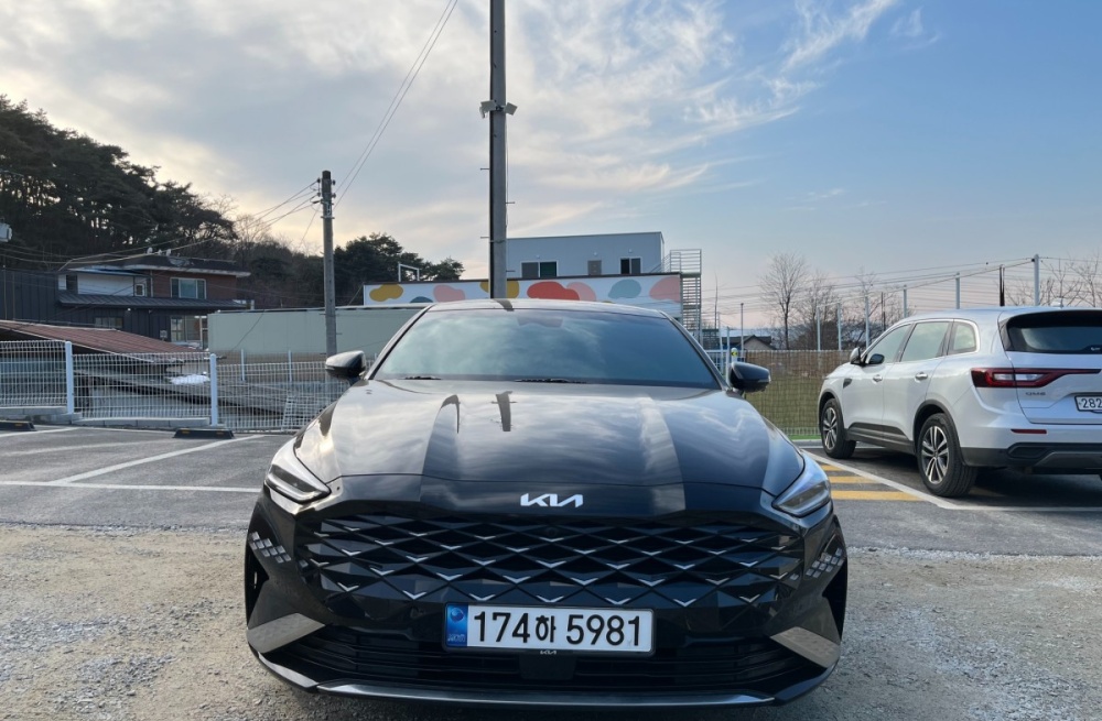 Kia K8 Hybrid
