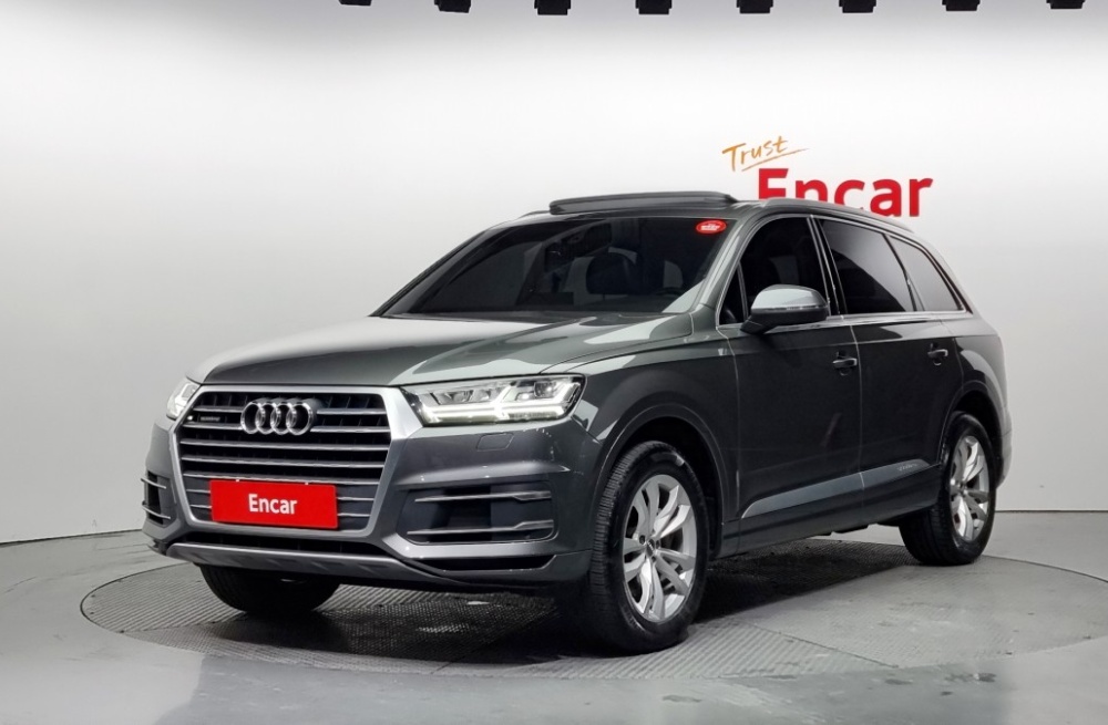 Audi Q7 (4M)