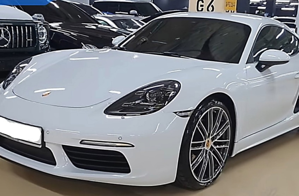 Porsche 718 Cayman