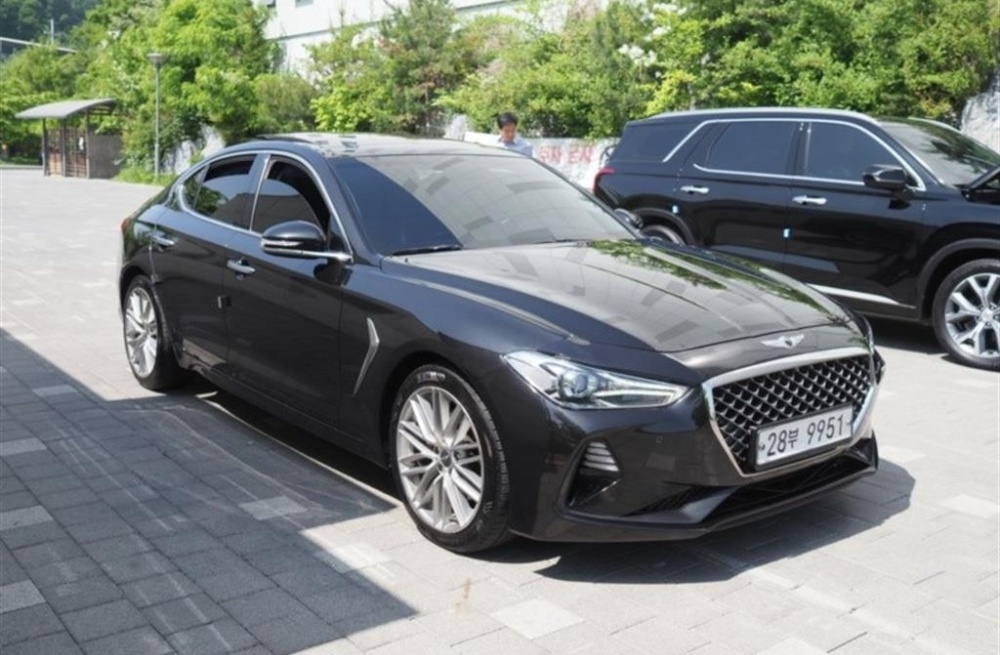 Genesis G70