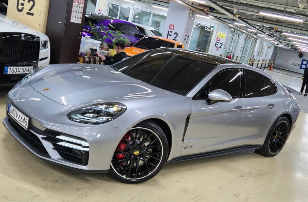Porsche Panamera (971)