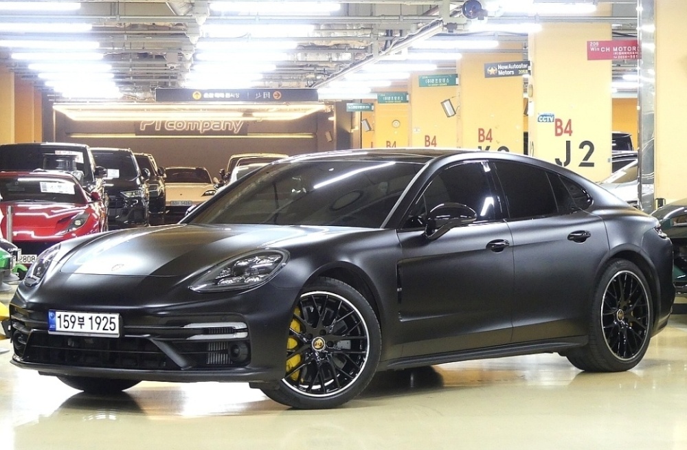 Porsche Panamera (971)