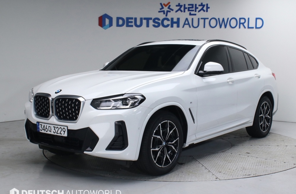 BMW X4 (G02)