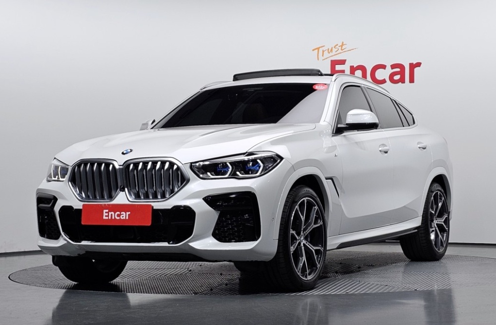 BMW X6 (G06)