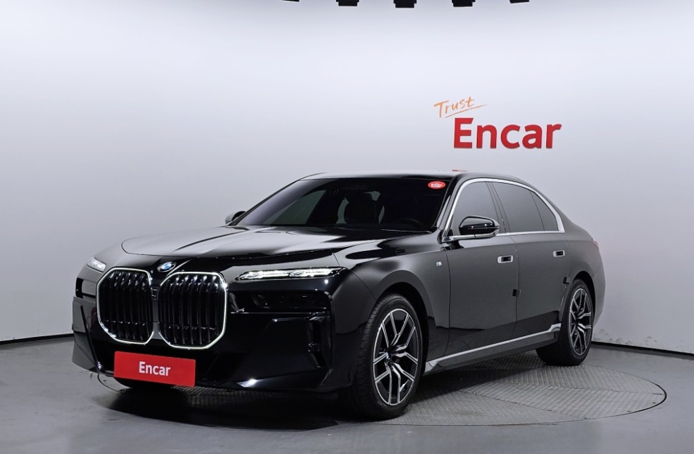BMW 7 Series (G70)