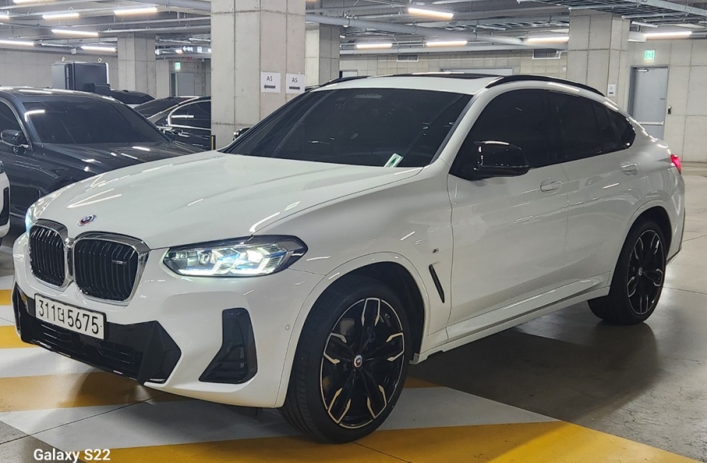 BMW X4 (G02)