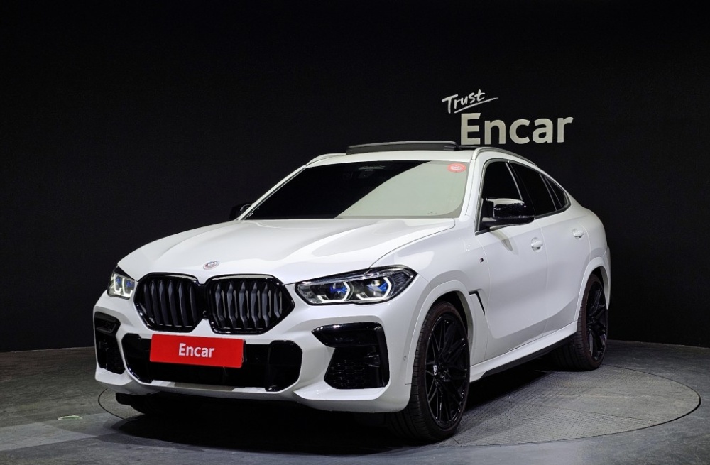 BMW X6 (G06)