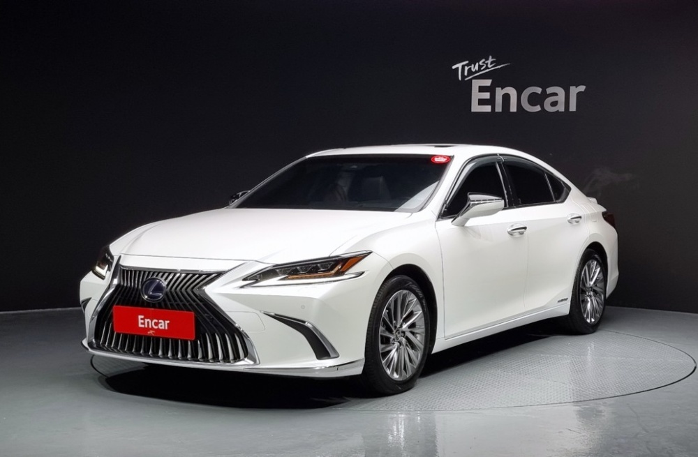 Lexus ES300h 7th generation