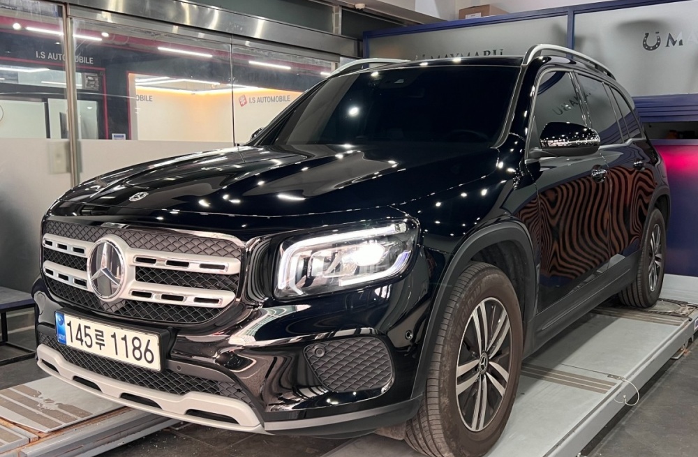 Mercedes-Benz GLB-Class X247
