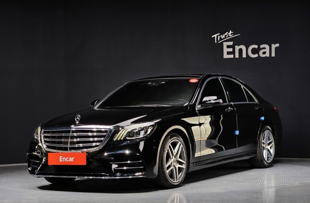 Mercedes-Benz S-Class W222