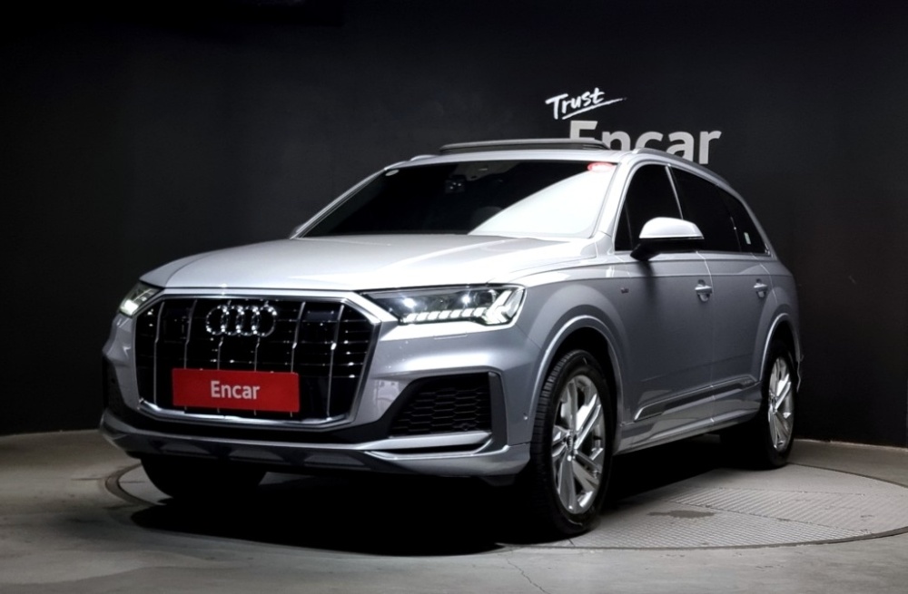 Audi Q7 (4M)