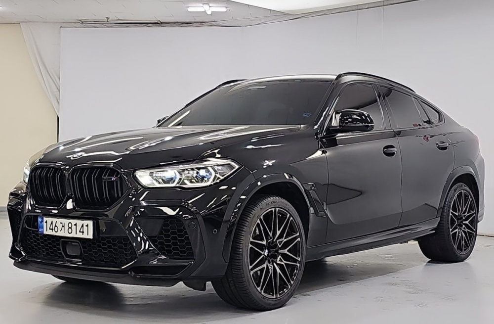 BMW X6M (G06)