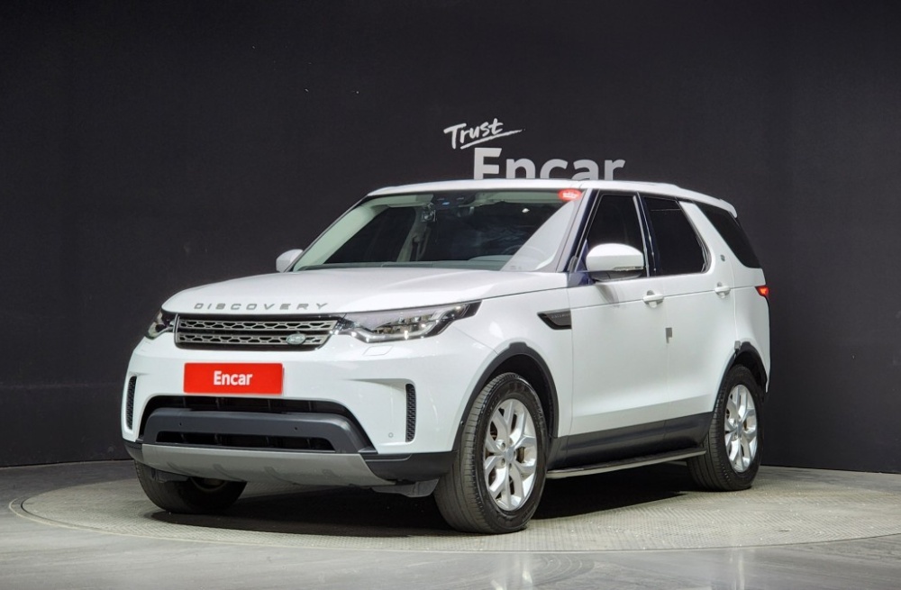 Land rover discovery 5