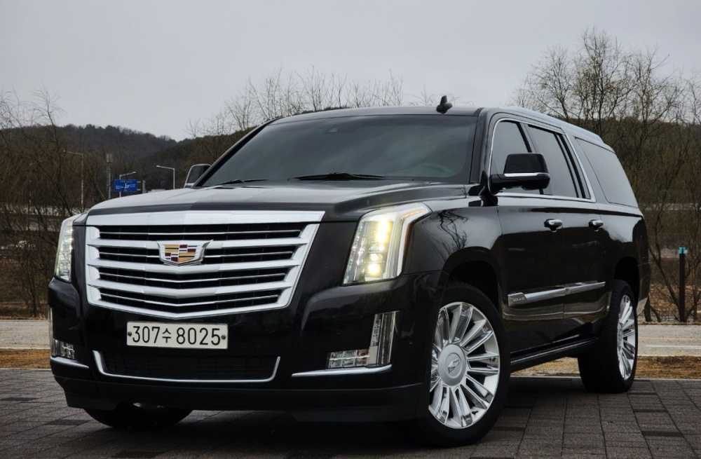 Cadillac escalade