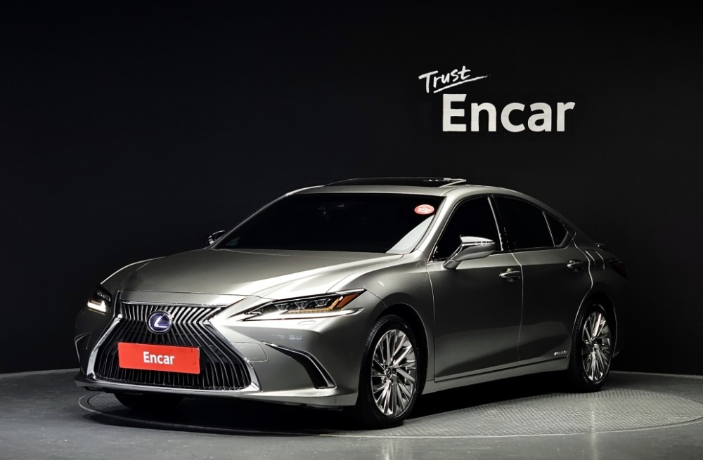 Lexus ES300h 7th generation