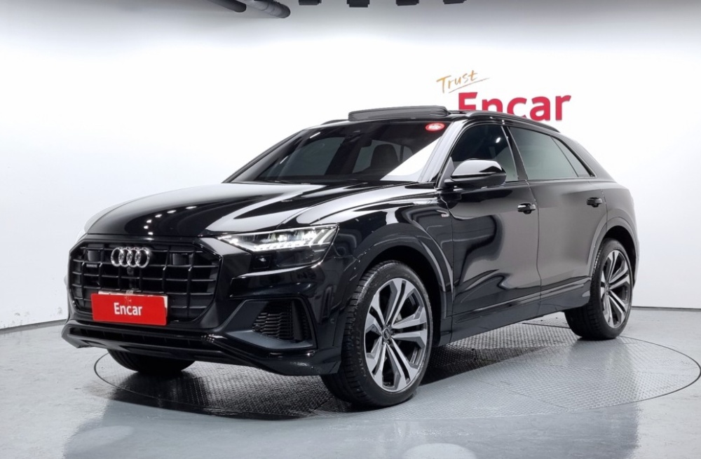 Audi Q8 (4M)