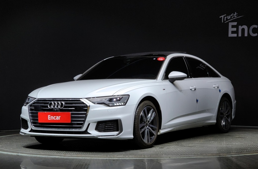 Audi A6 (C8)