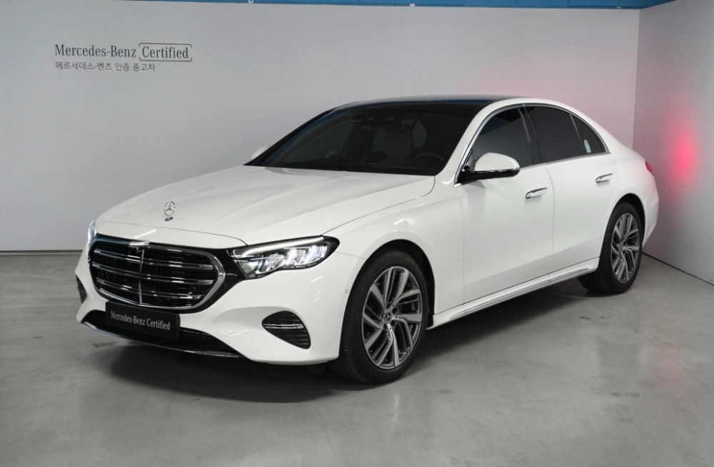 Mercedes-Benz E-Class W214