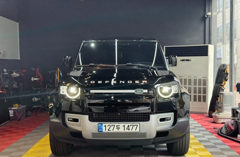 Land rover Defender (L663)