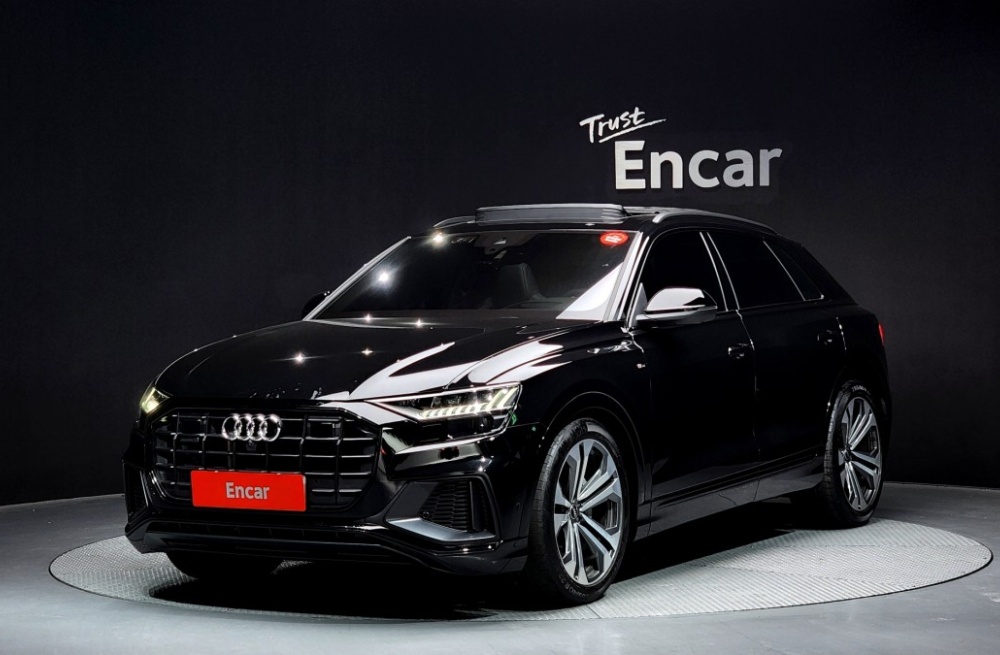 Audi Q8 (4M)
